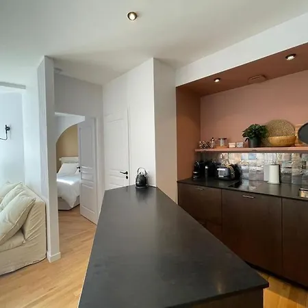 Apartment Marais - Bright One-bedroom Decorated With Taste Paris