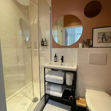 Marais - Bright One-bedroom Decorated With Taste Apartment Paris